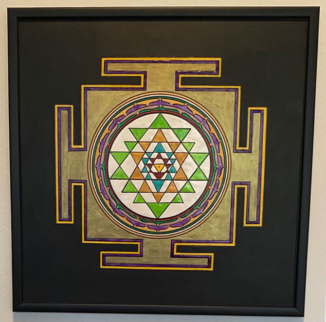 Sri Yantra crna pozadina